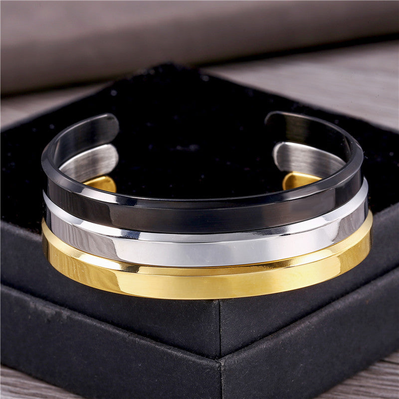 AEOLUS BANGLE