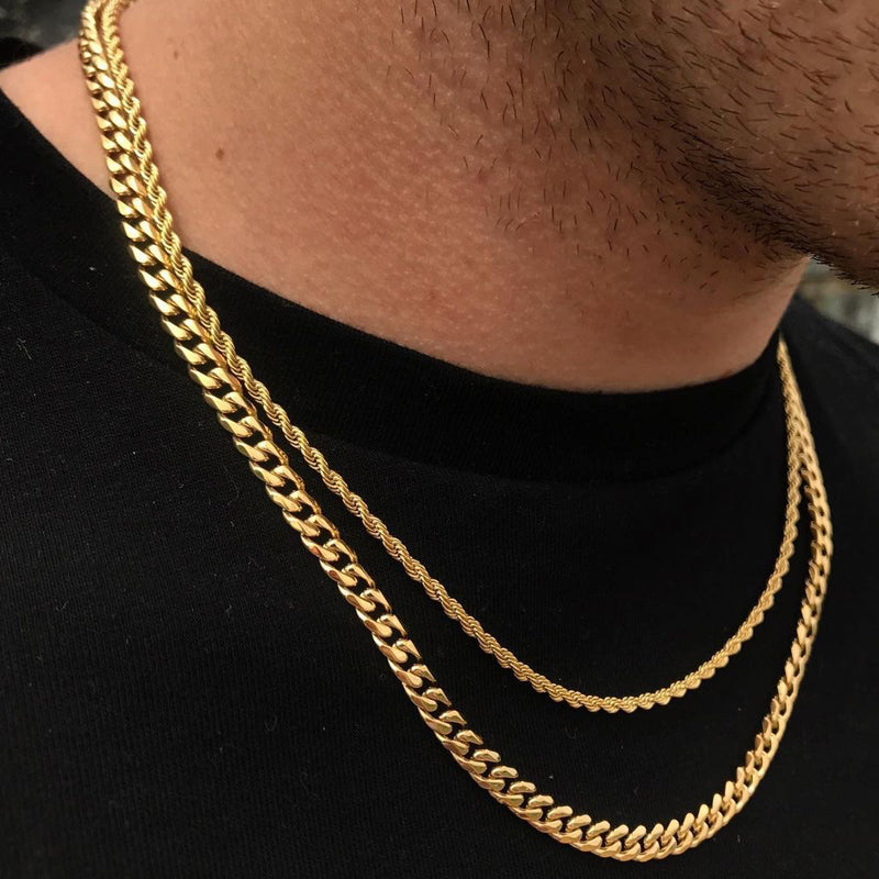 ZEUS GOLD LAYERED NECKLACE