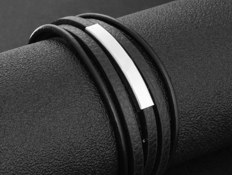 NOIR LEATHER BRACELET