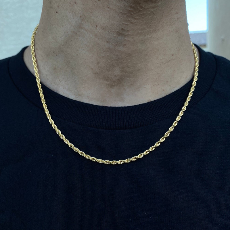 ZEUS GOLD LAYERED NECKLACE